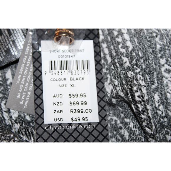 NWT City Chic Scoop Print Shorts Black White XL Women's Plus Size 22 Beachy - Picture 7 of 13